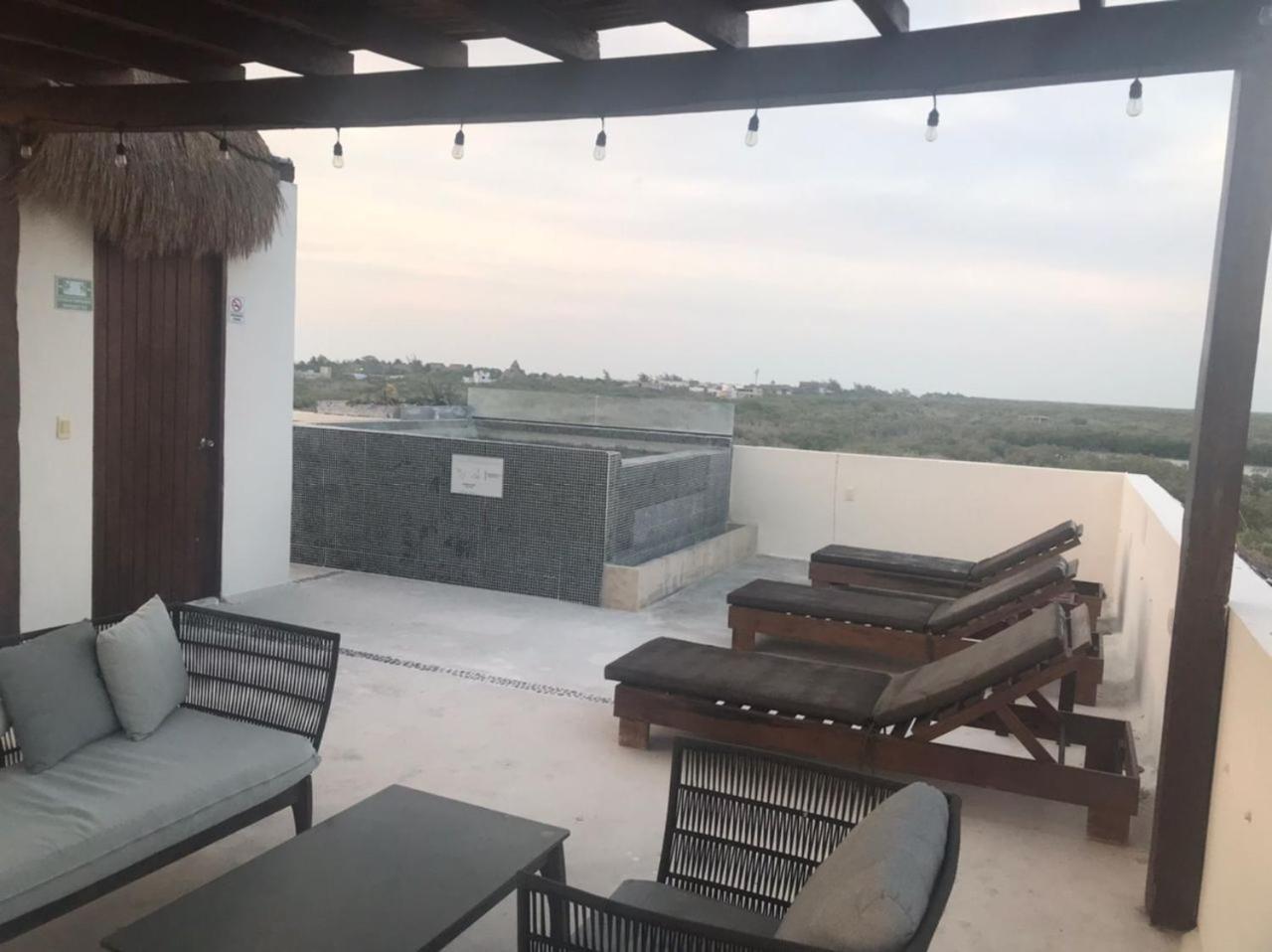 Hotel Luna Roja Holbox エクステリア 写真